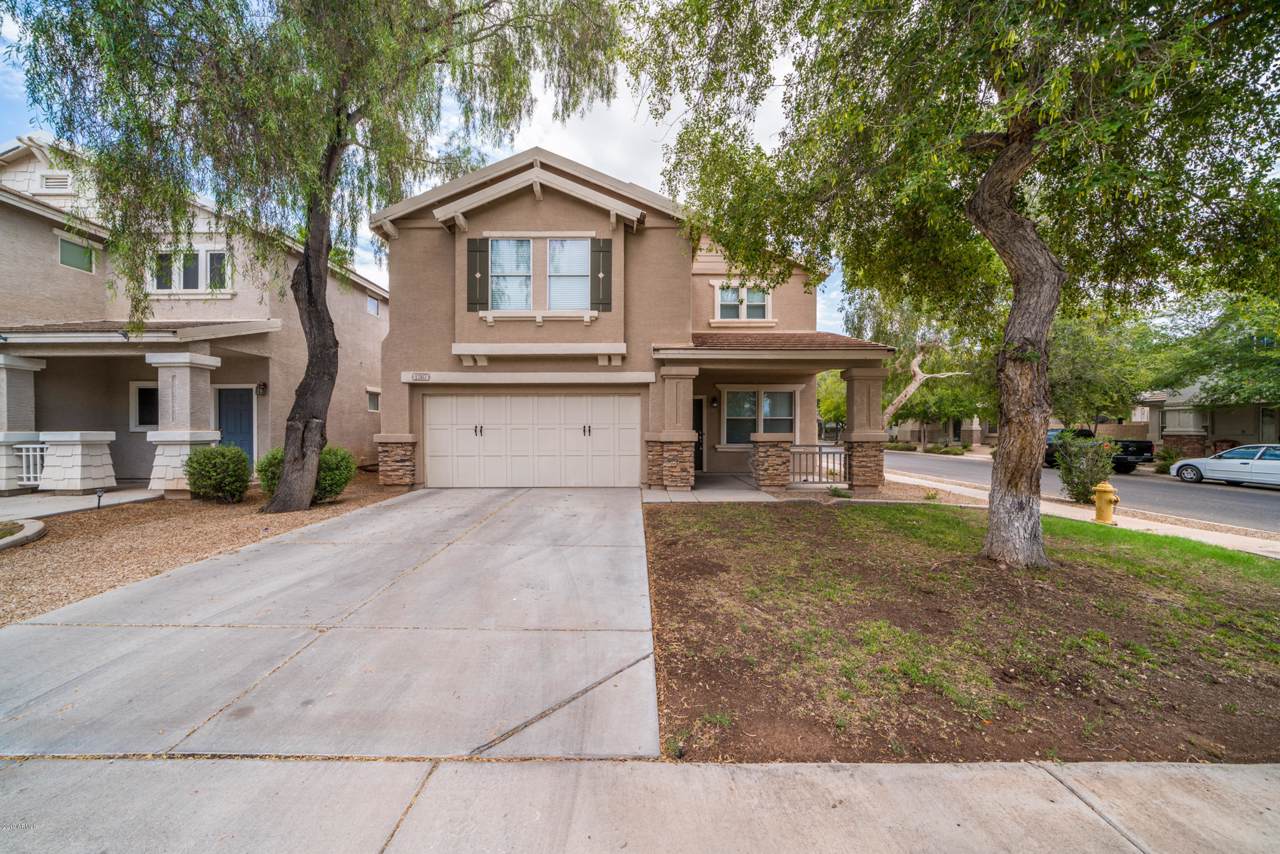 1367 Pheasant Drive - Photo 1
