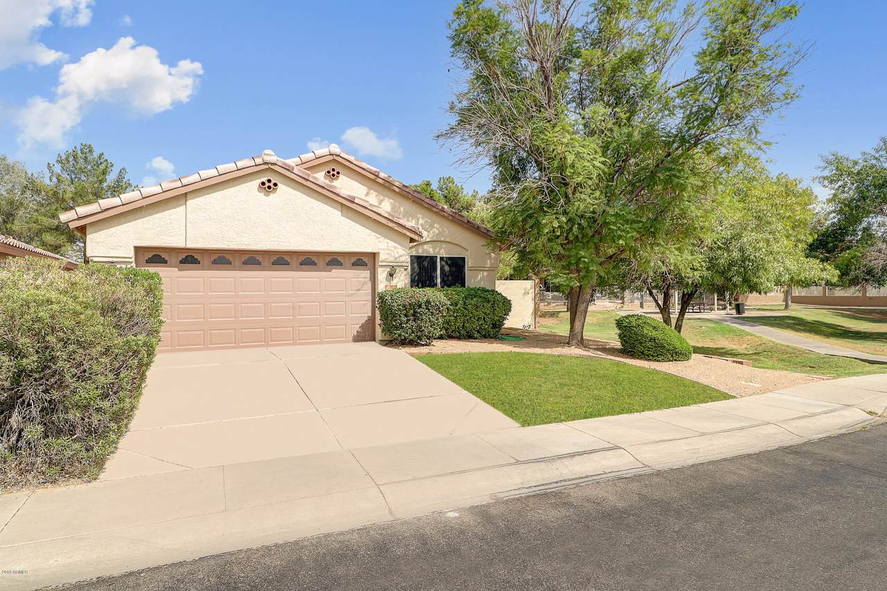 1111 Amber Street - Photo 1