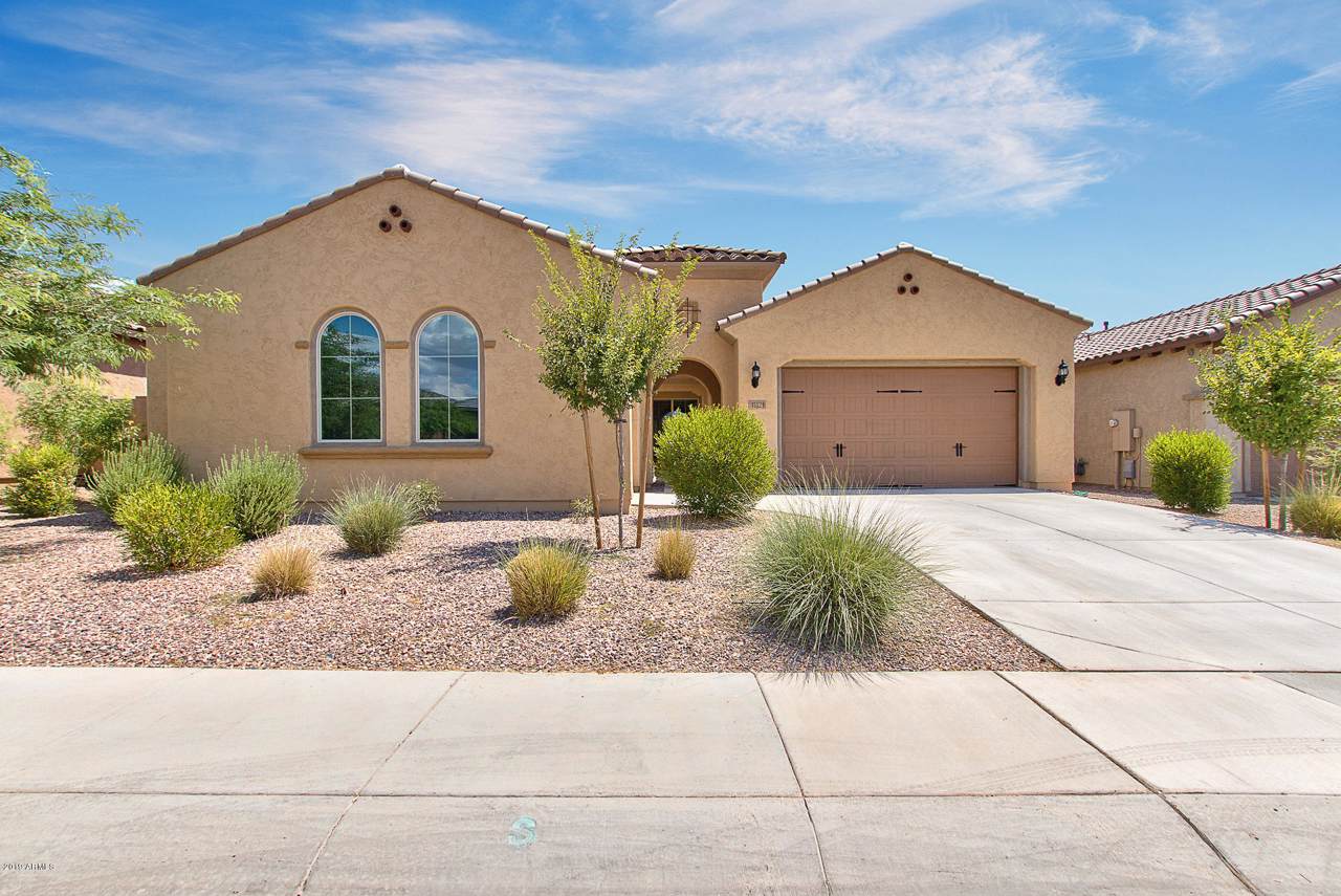 11121 Tumbleweed Avenue - Photo 1