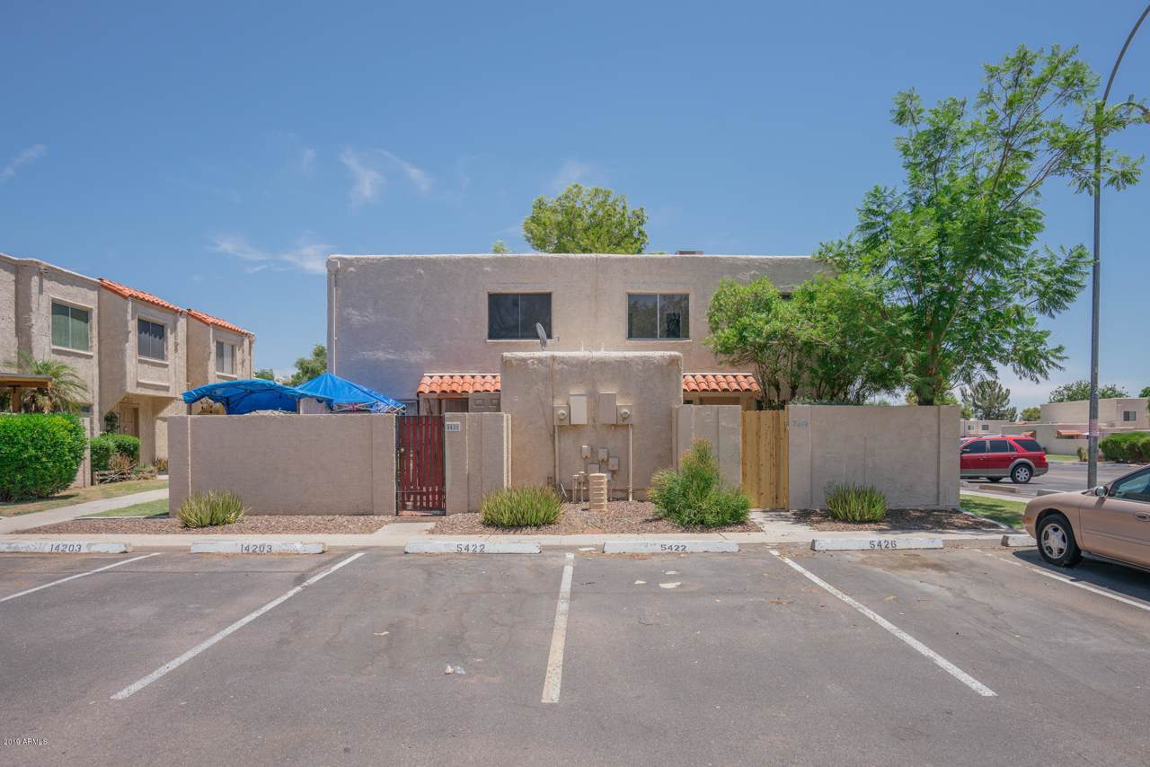 5424 Friess Drive - Photo 1