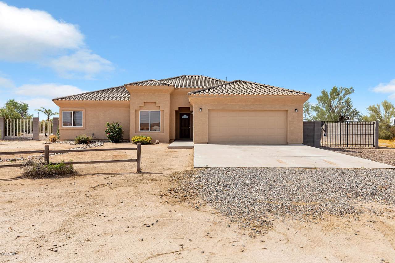 20807 Dirt Road - Photo 1