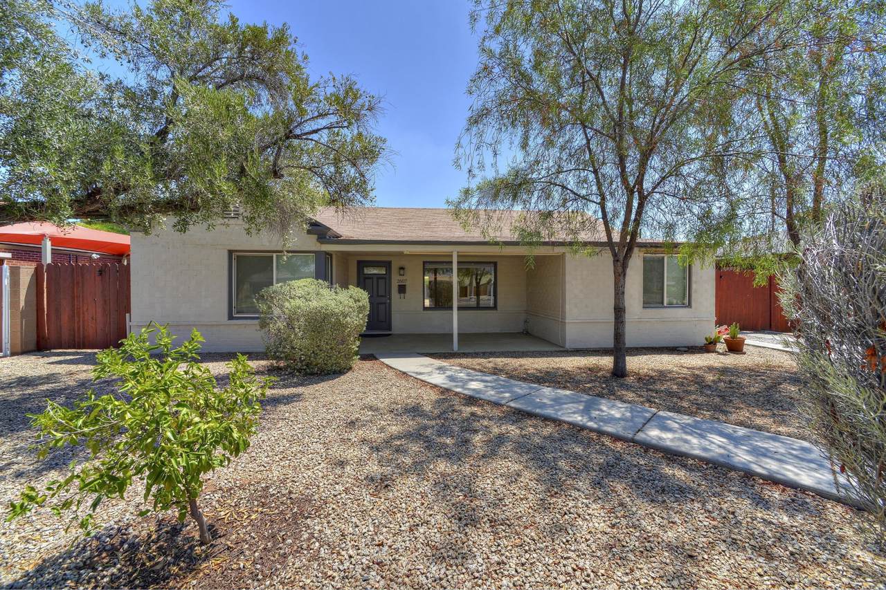 2607 8TH Street - Photo 1