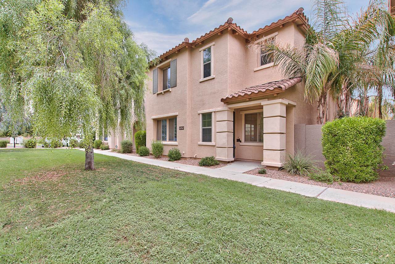 3525 Seneca Way - Photo 1