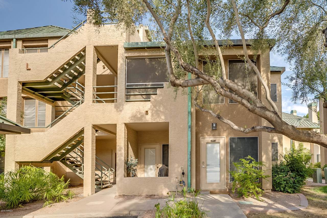 101 7TH Street - Photo 1