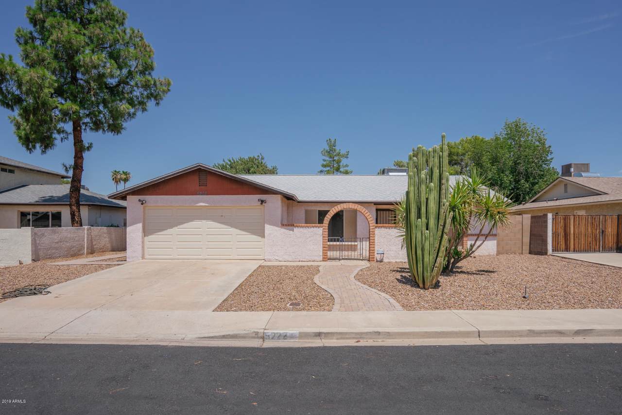 5222 Desert Cove Avenue - Photo 1