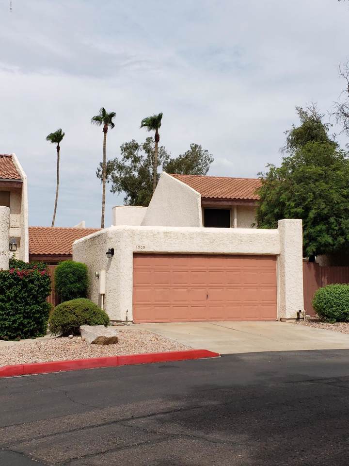 1505 River Drive - Photo 1