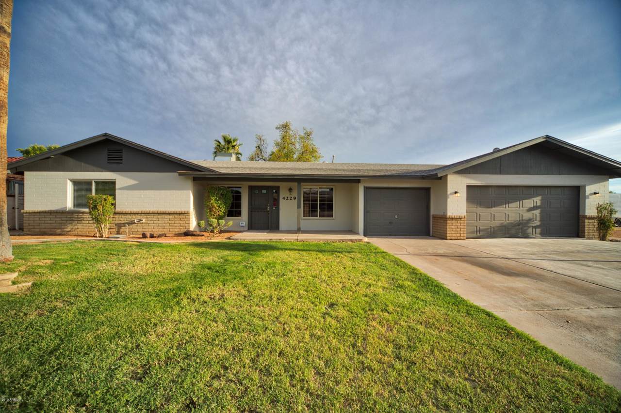4229 Garden Drive - Photo 1