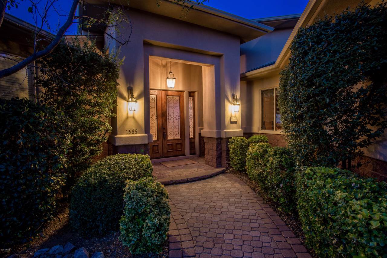 1565 Majestic Way - Photo 1