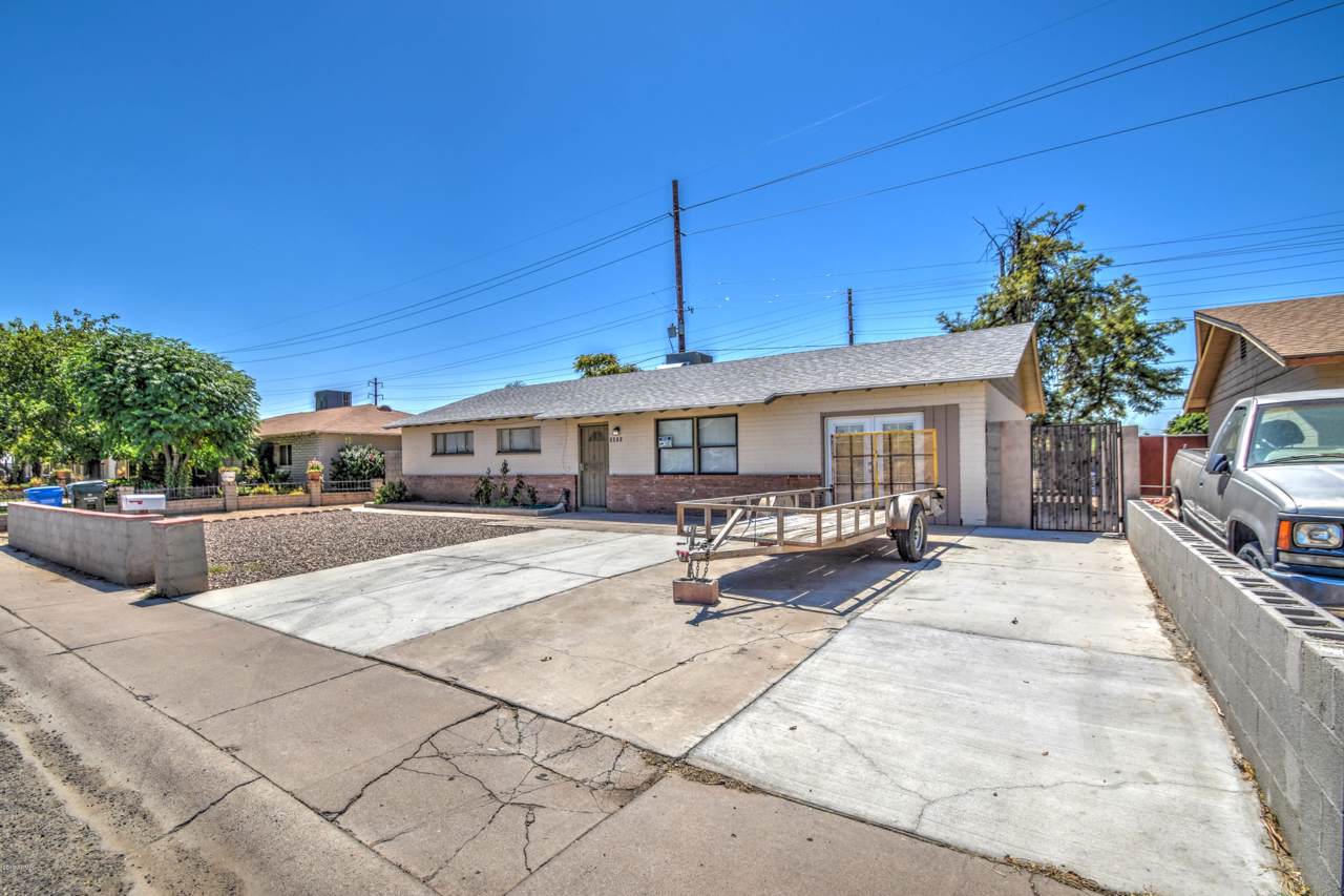 5015 Crittenden Lane - Photo 1