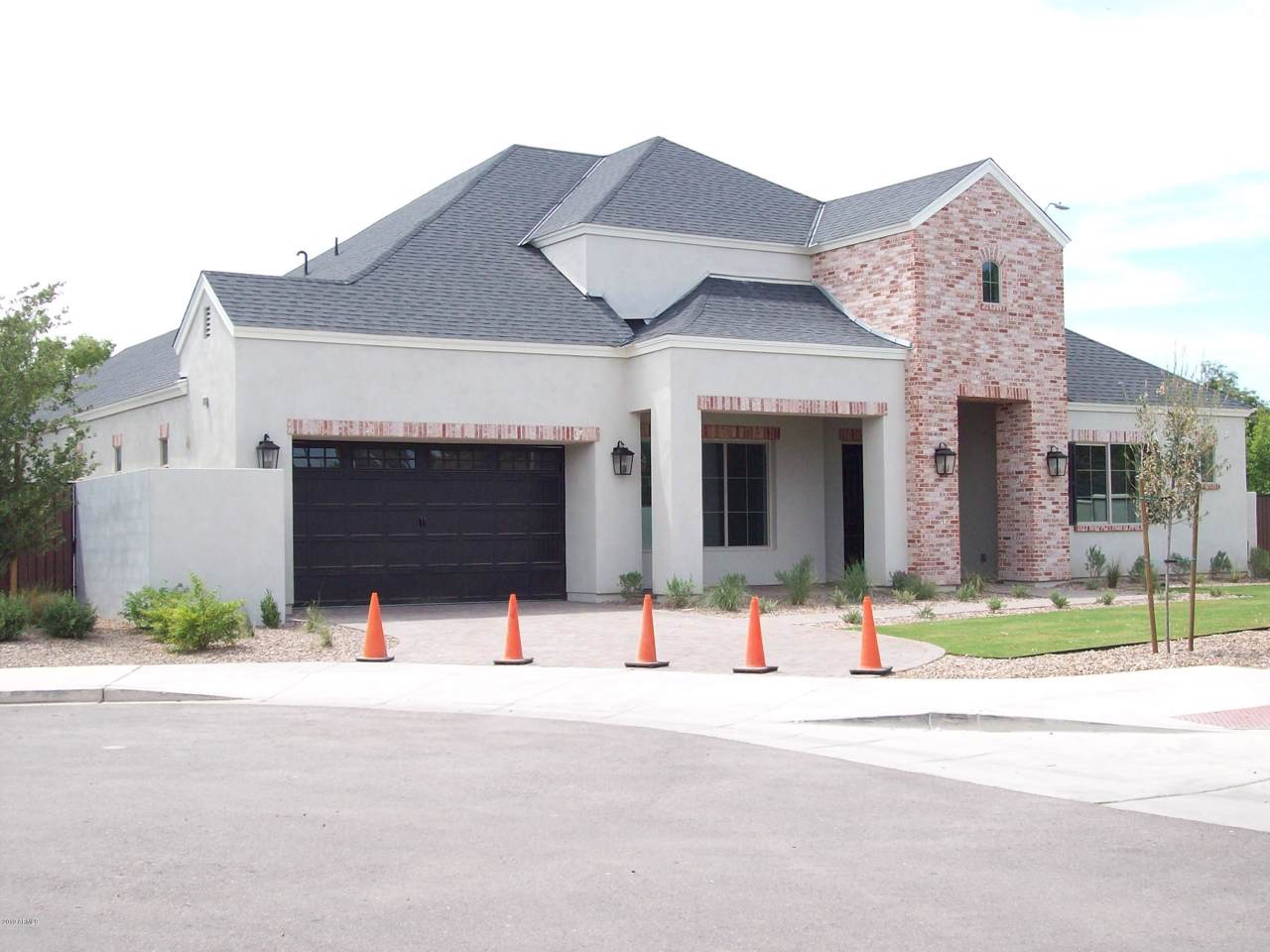 645 Echo Lane - Photo 1