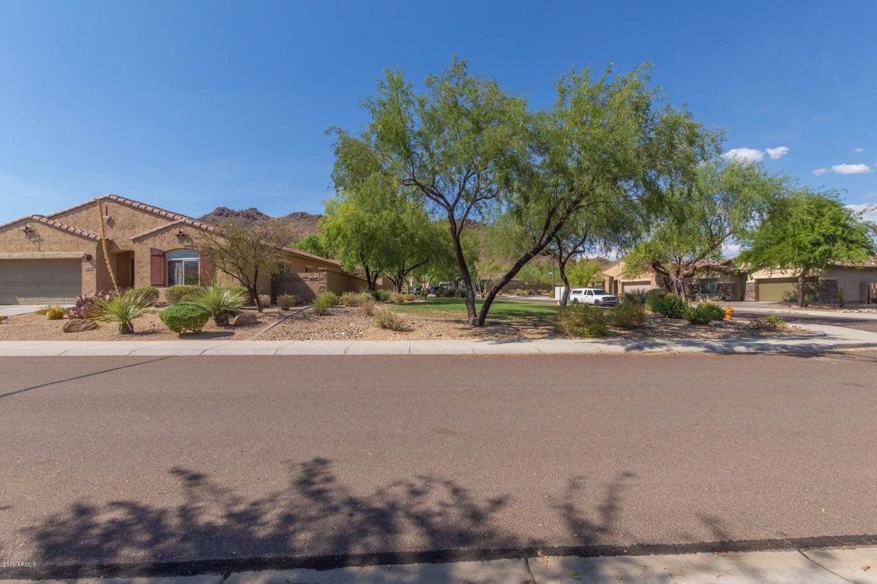 8433 Quail Track Drive - Photo 1