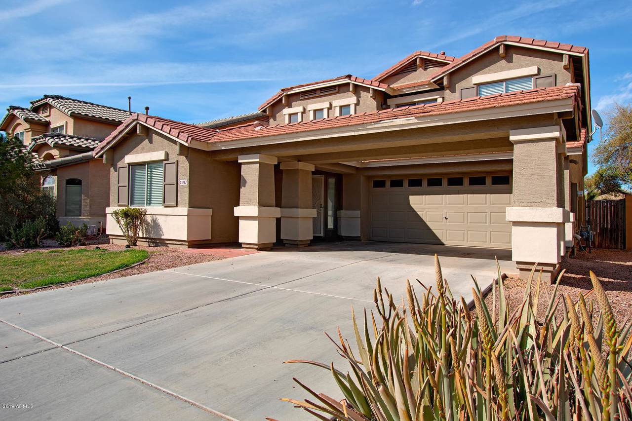 41962 Colby Drive - Photo 1