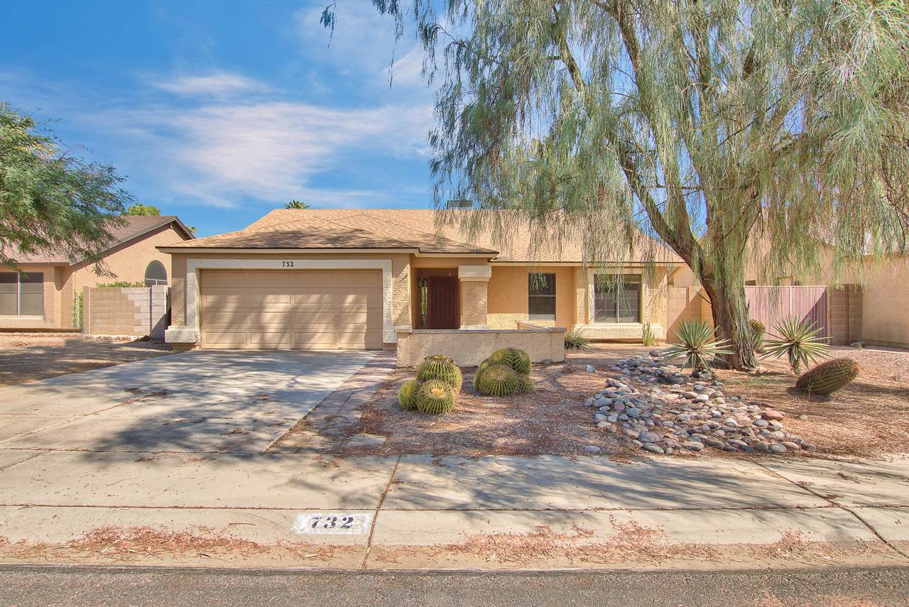 732 Kyle Court - Photo 1