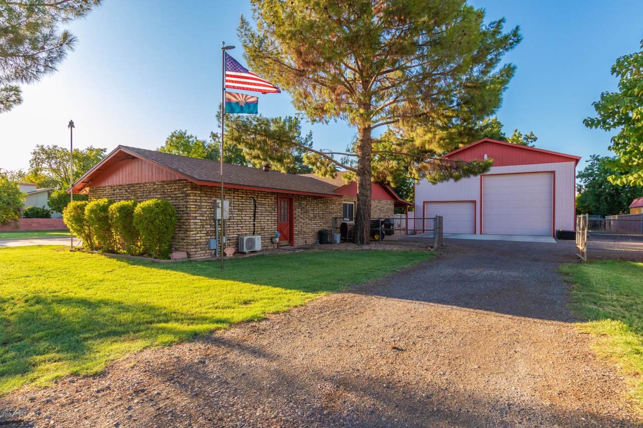 10408 Thomas Road - Photo 1