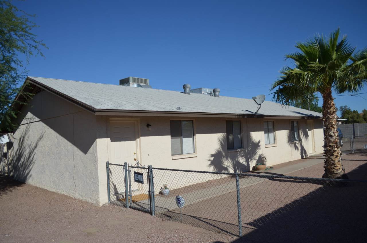 1222 Harry Street - Photo 1