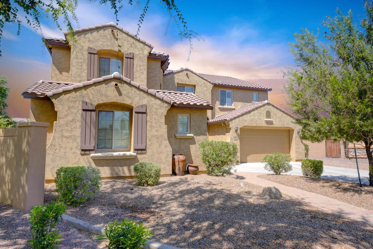 11042 Renfield Avenue - Photo 1