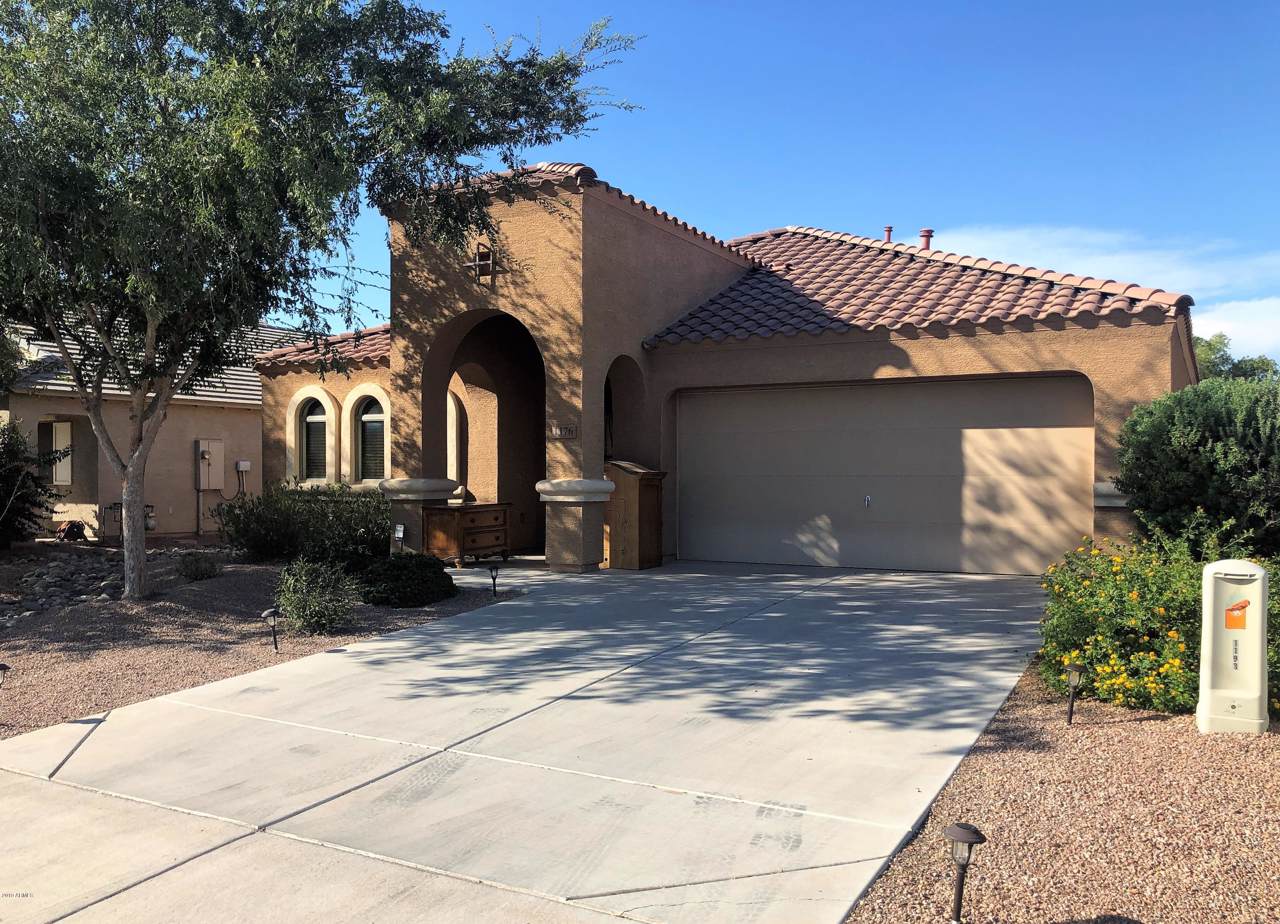1176 Angeline Avenue - Photo 1