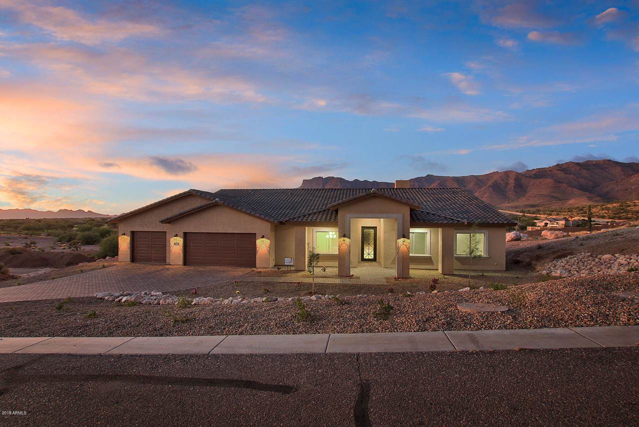 9384 Dianna Drive - Photo 1