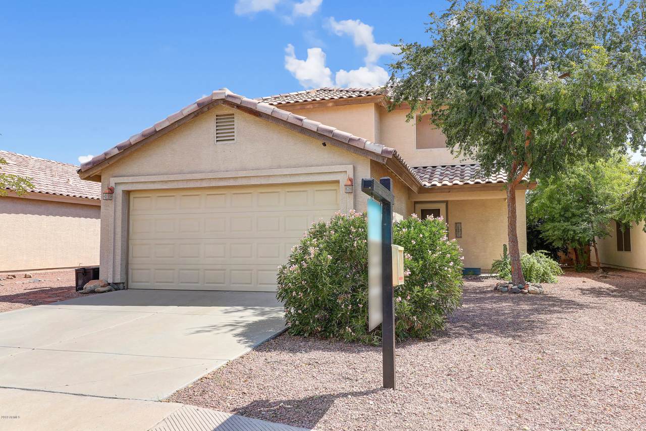 12813 El Frio Street - Photo 1