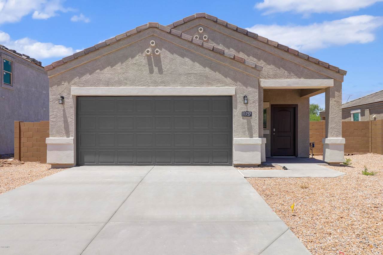 36519 Monsterat Street - Photo 1