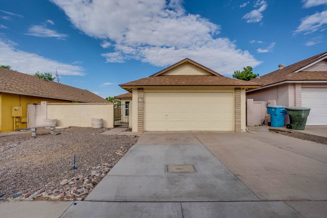 18212 19TH Street - Photo 1