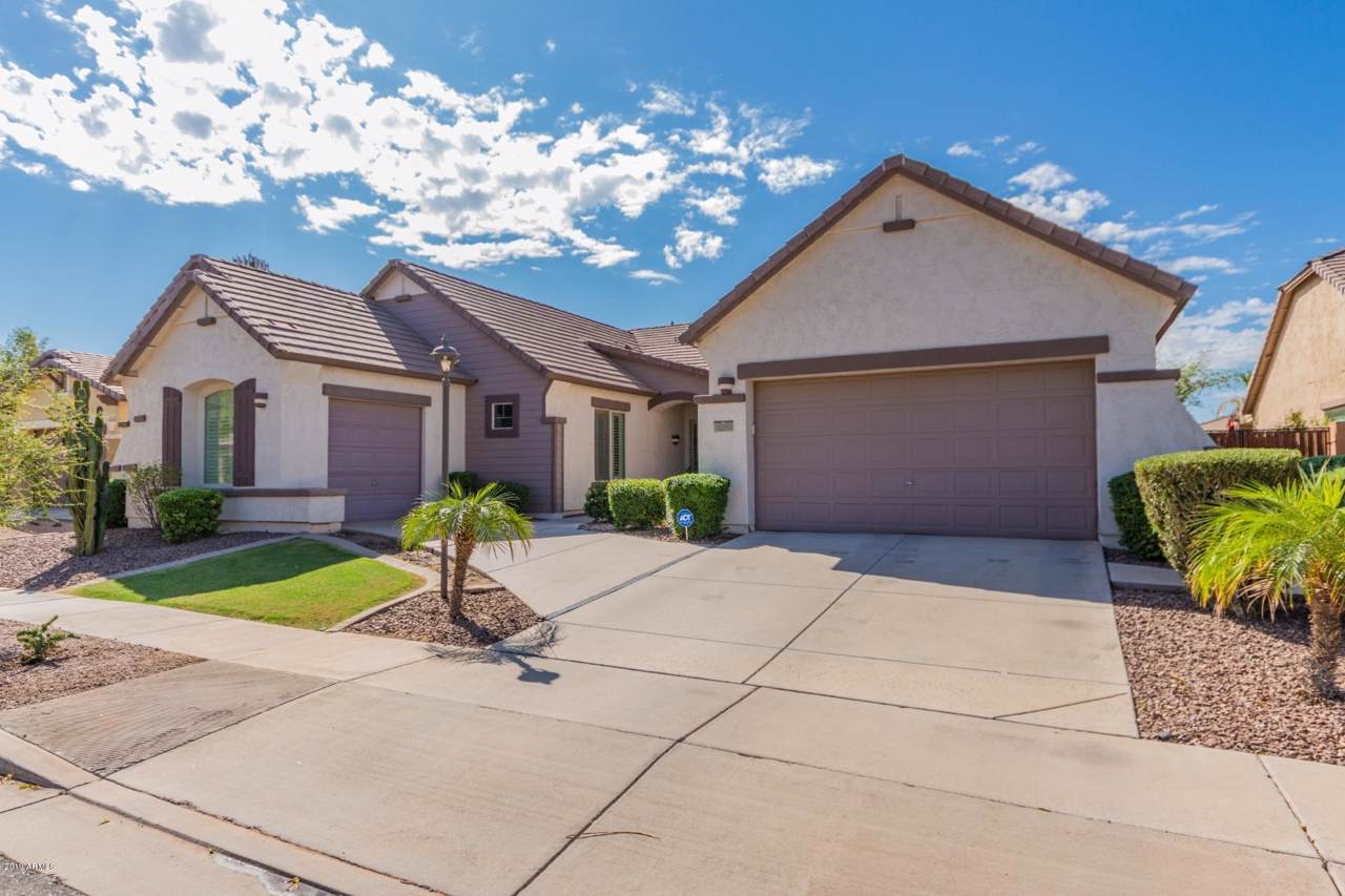 2205 San Carlos Place - Photo 1