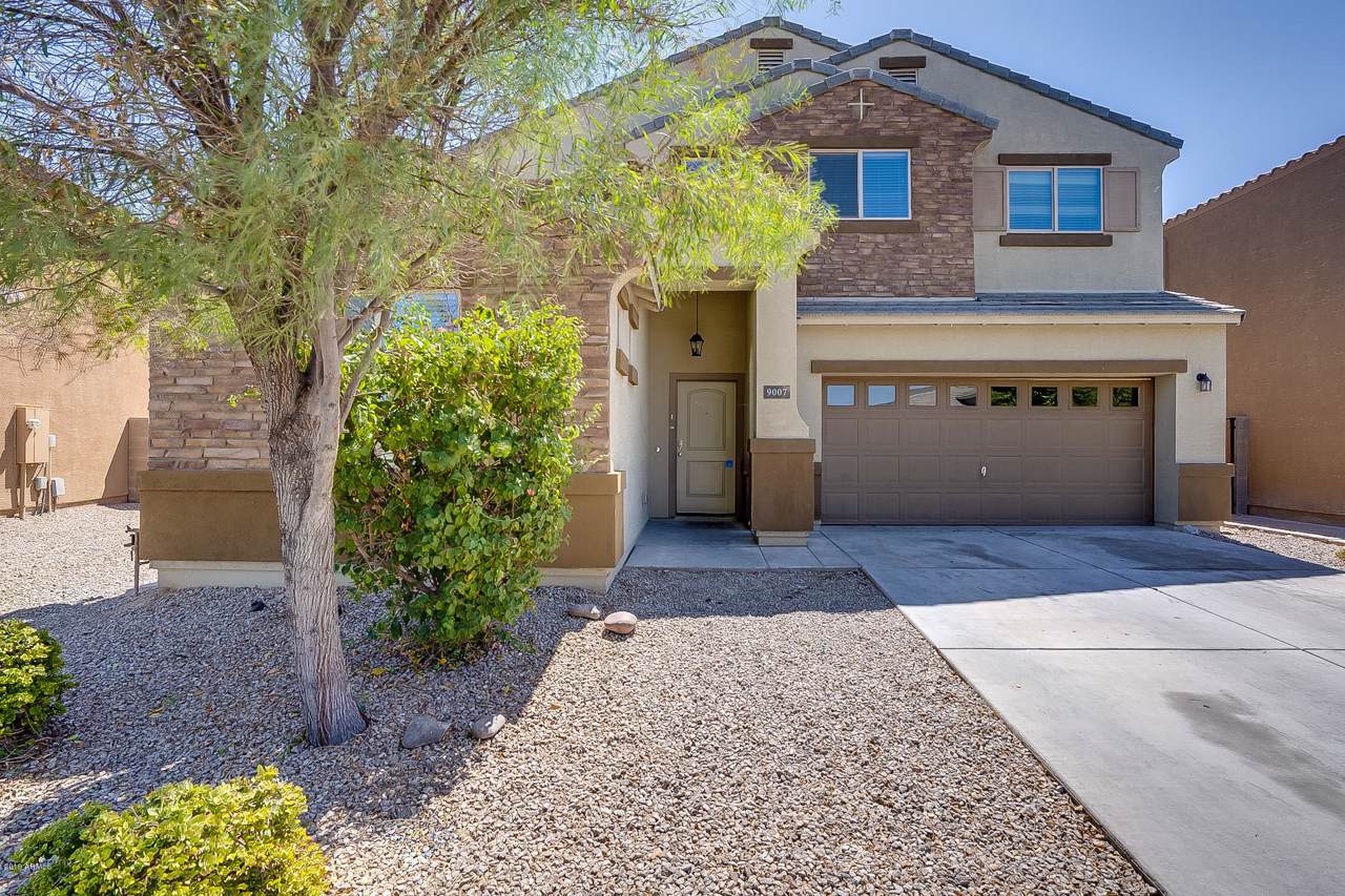 9007 Globe Avenue - Photo 1