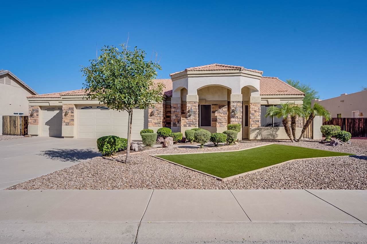 20424 Colt Drive - Photo 1