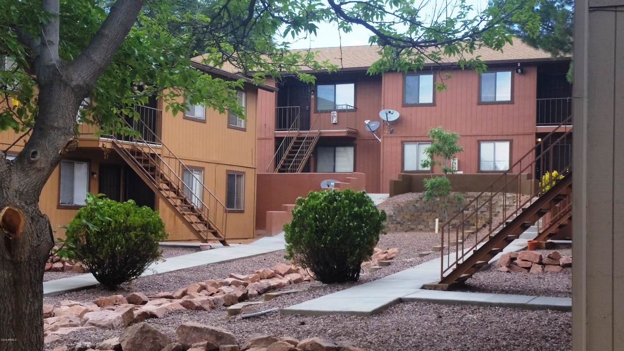300 Frontier Street - Photo 1
