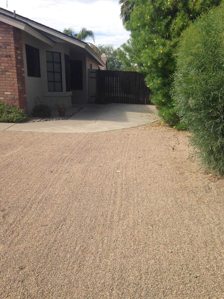 6832 King Avenue - Photo 1