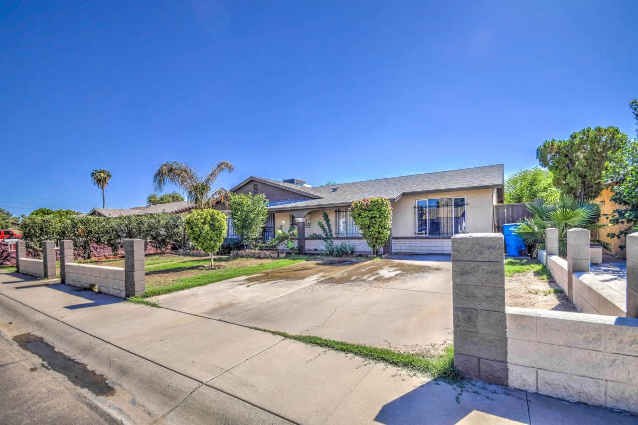 5133 Holly Street - Photo 1