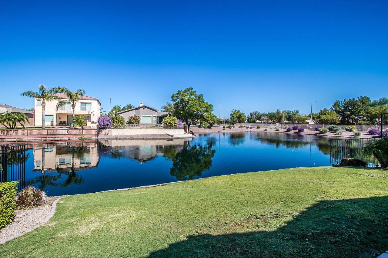 978 Indian Wells Place - Photo 1