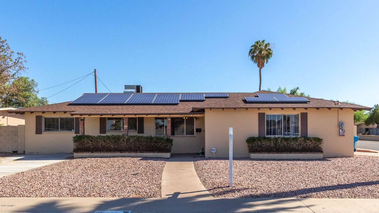 13241 33RD Avenue - Photo 1