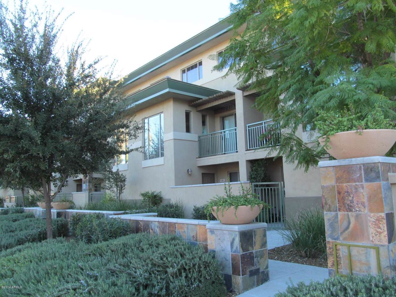 815 Rose Lane - Photo 1