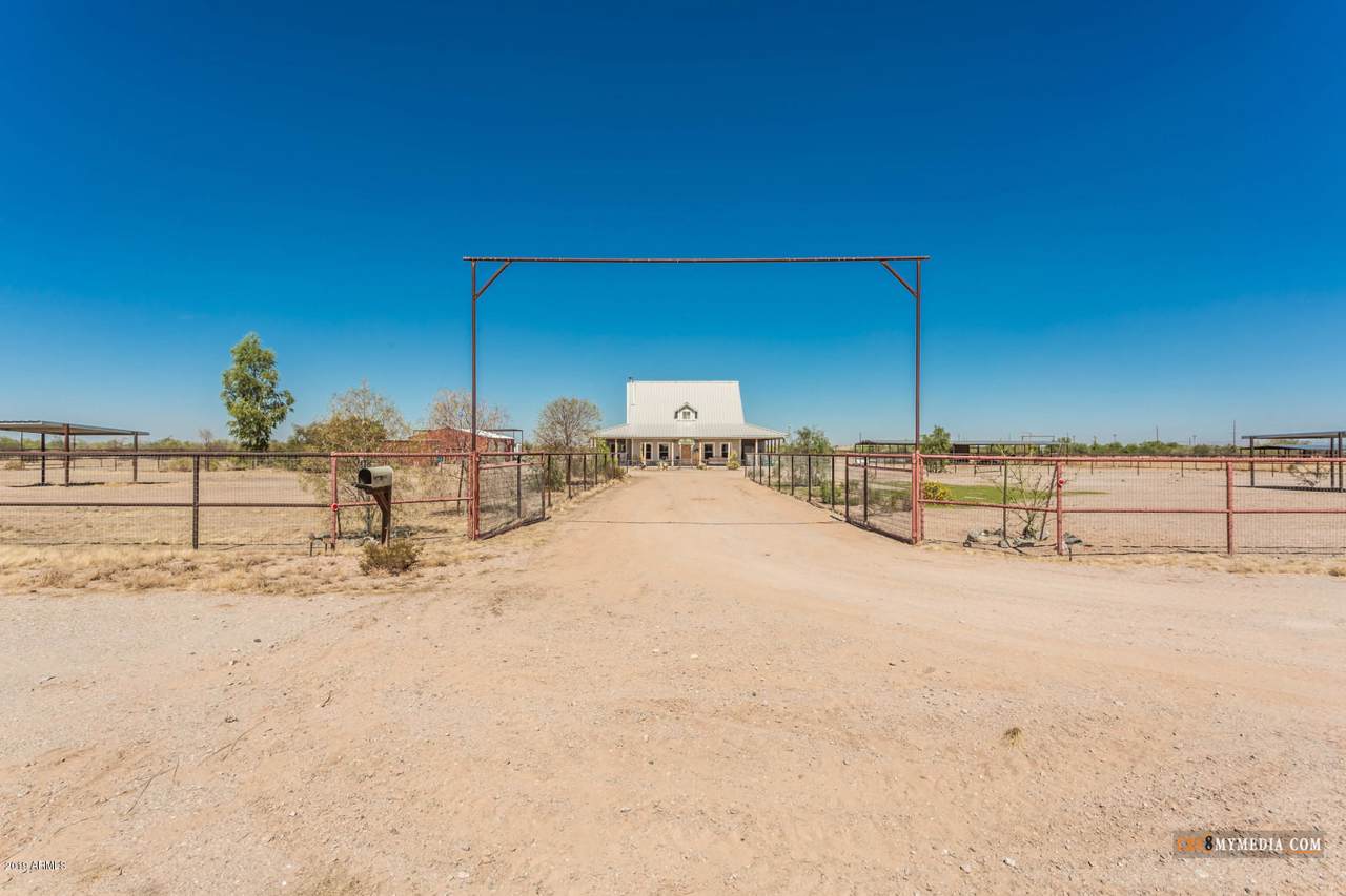 40332 Robles Road - Photo 1
