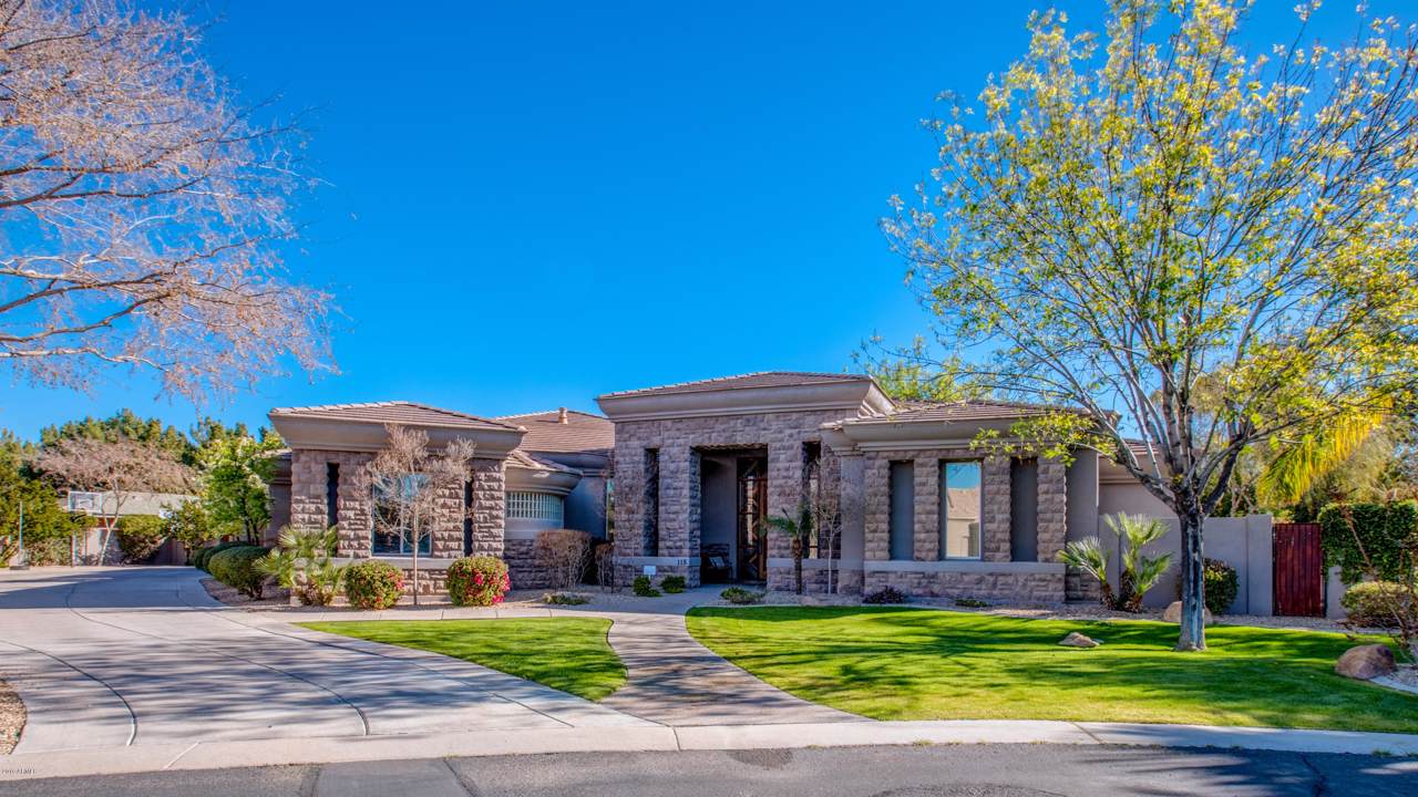 1101 Warner Road - Photo 1