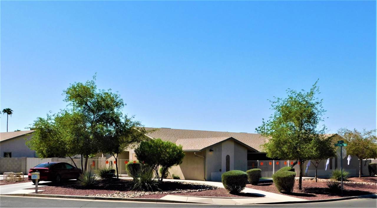 1745 Palm Parke Boulevard - Photo 1