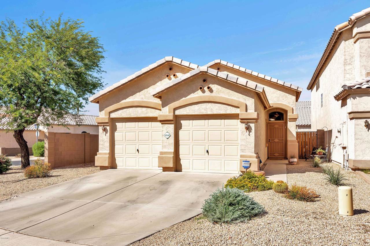 10142 Carmel Circle - Photo 1