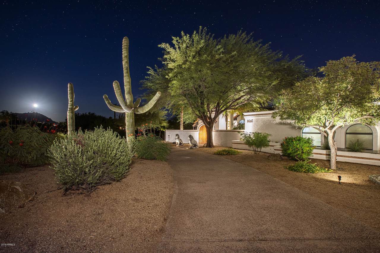 8041 Juan Tabo Road - Photo 1