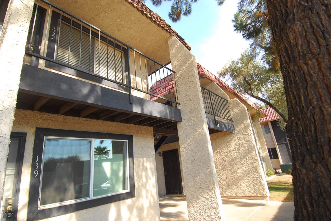 700 University Drive - Photo 1
