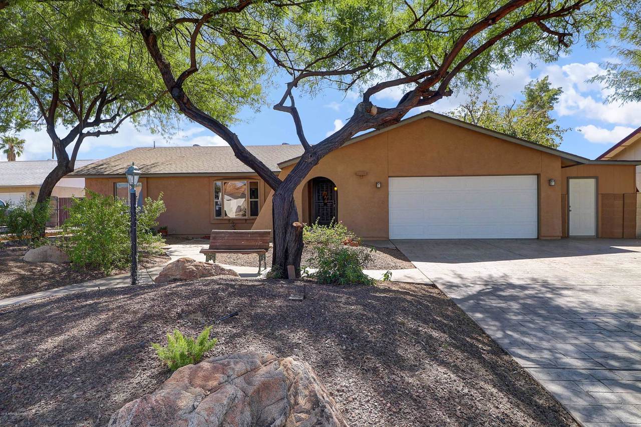 4319 Paradise Drive - Photo 1