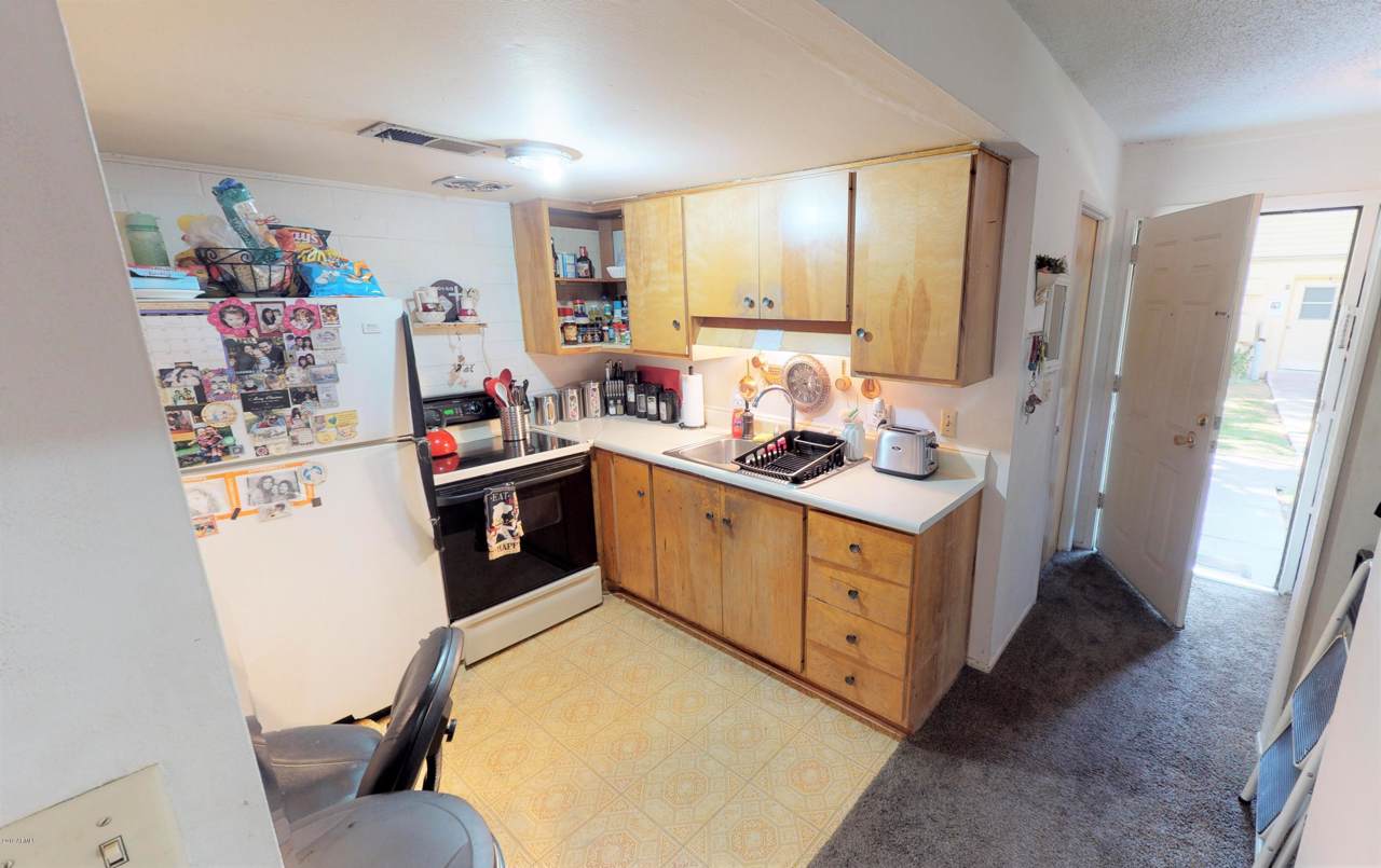 2547 Rose Lane - Photo 1