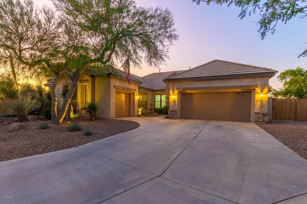 2382 Everglade Court - Photo 1