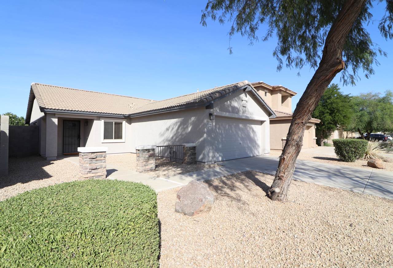 5302 Huntington Drive - Photo 1
