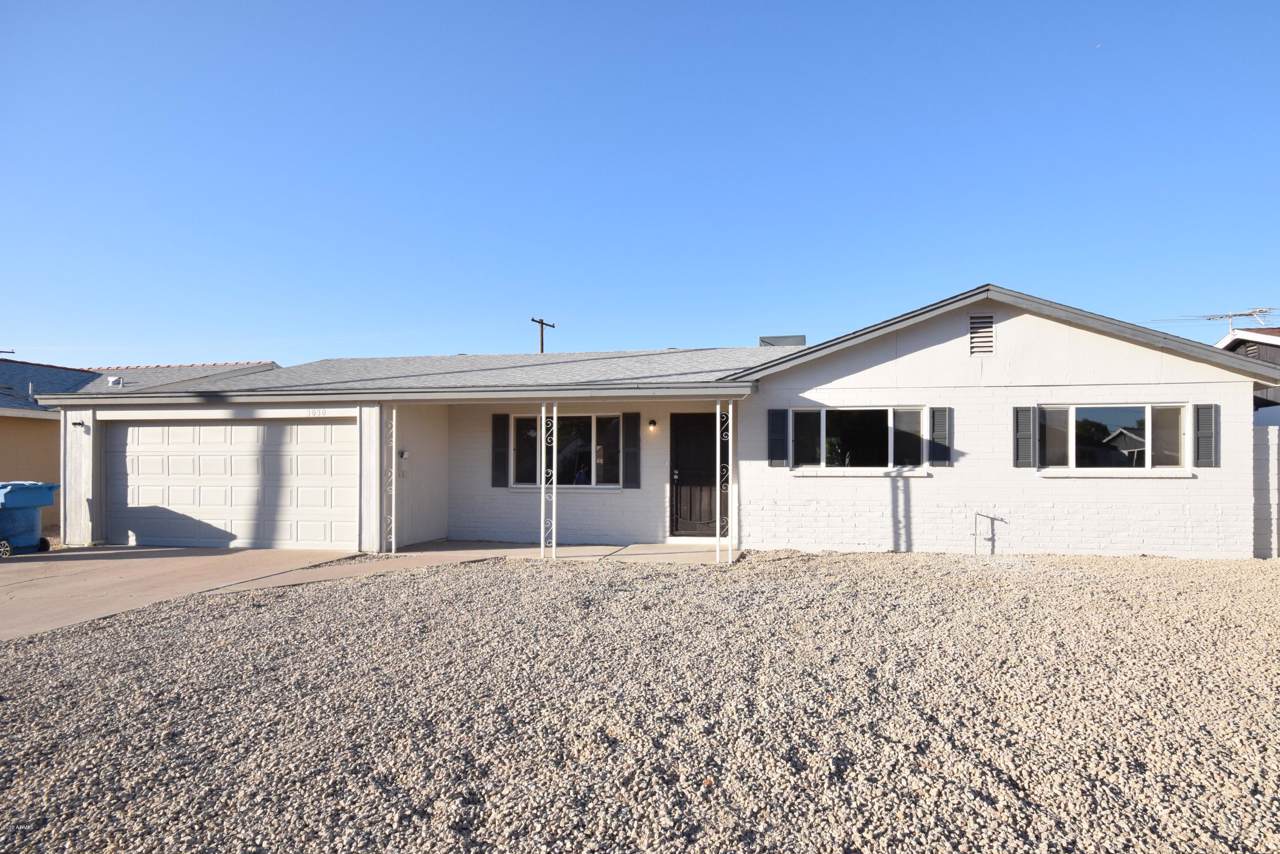 3030 Larkspur Drive - Photo 1