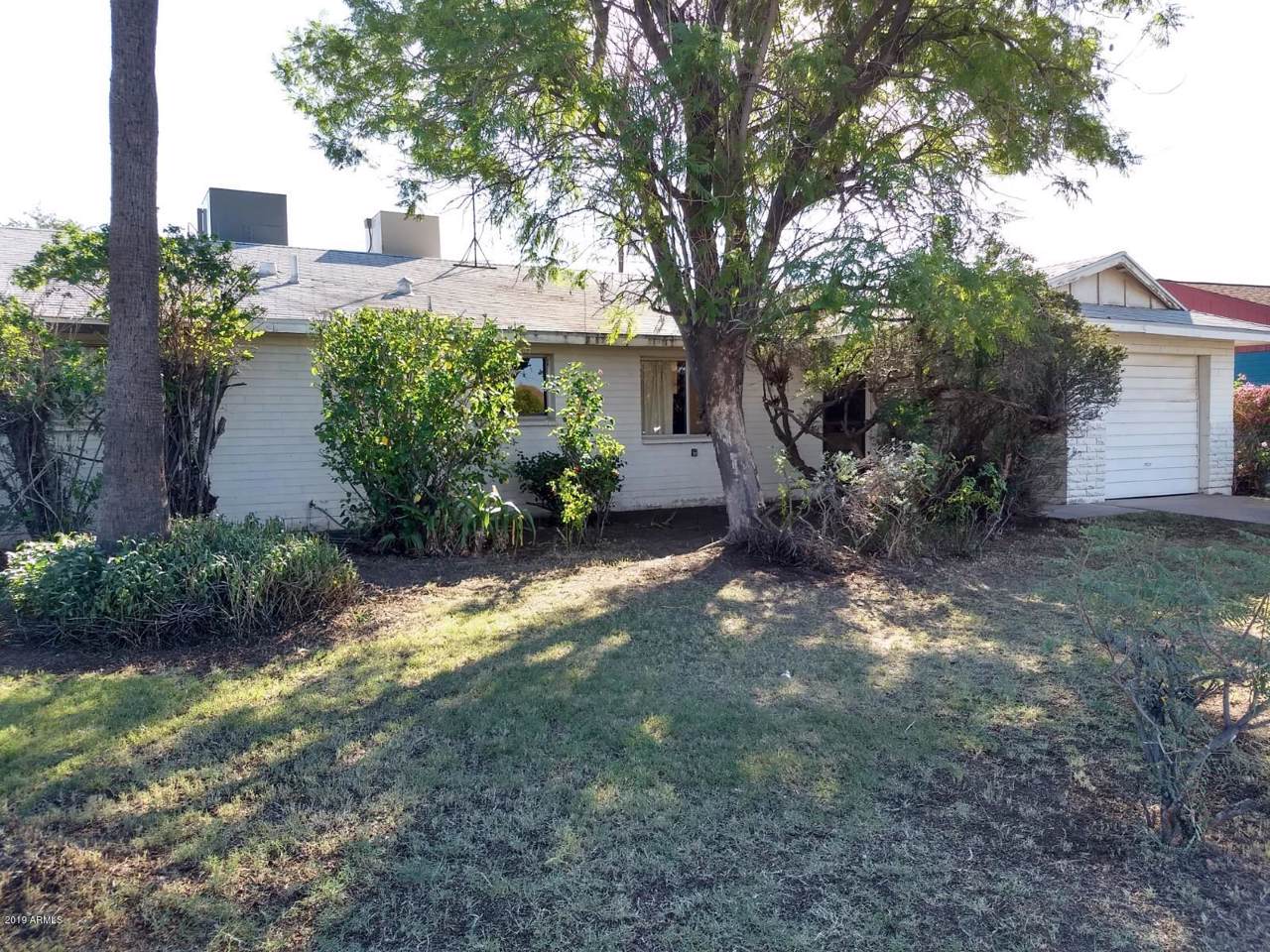 8119 Amelia Avenue - Photo 1 8119 Amelia Avenue - Photo 1