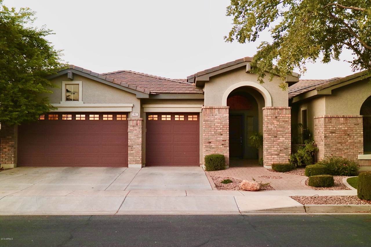 962 Bluebird Drive - Photo 1
