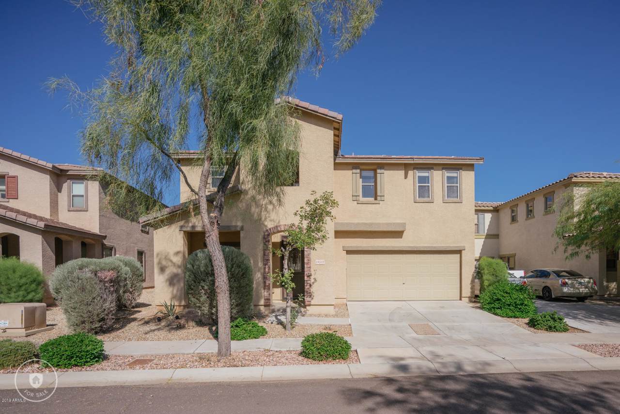 18512 Douglas Way - Photo 1