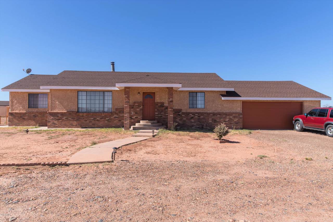 2001 Scenic View Drive - Photo 1