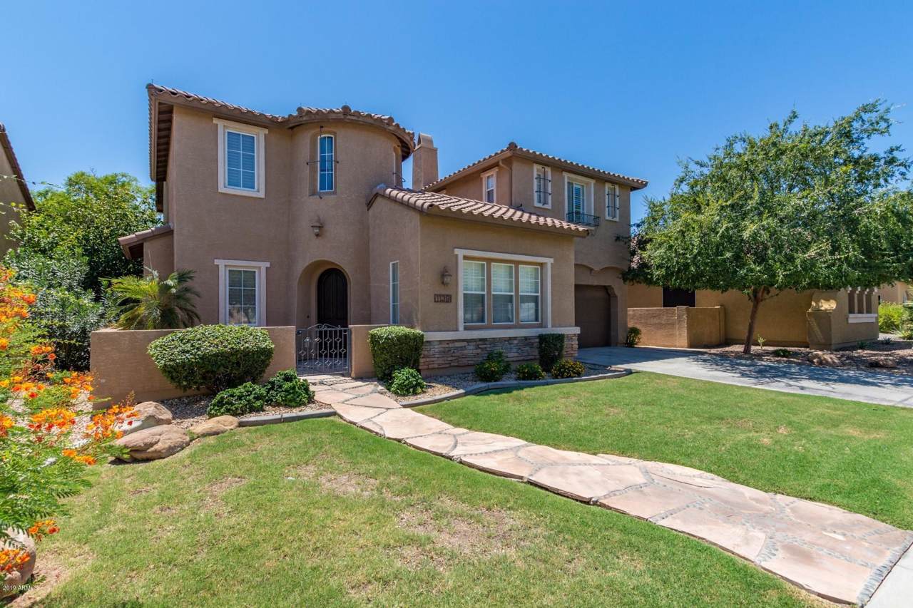 1139 Spur Avenue - Photo 1